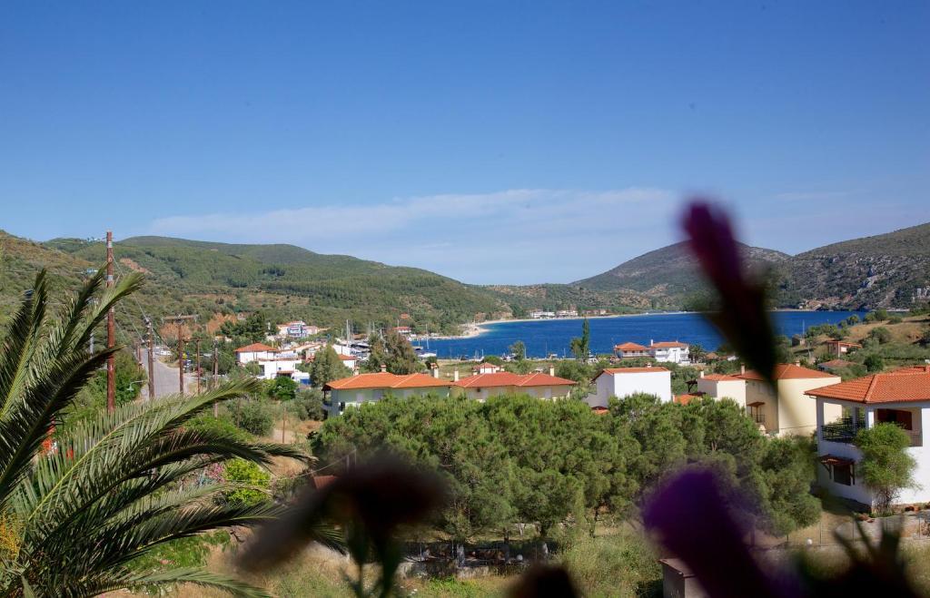 El Capitan Hotel Porto Koufo Exterior photo